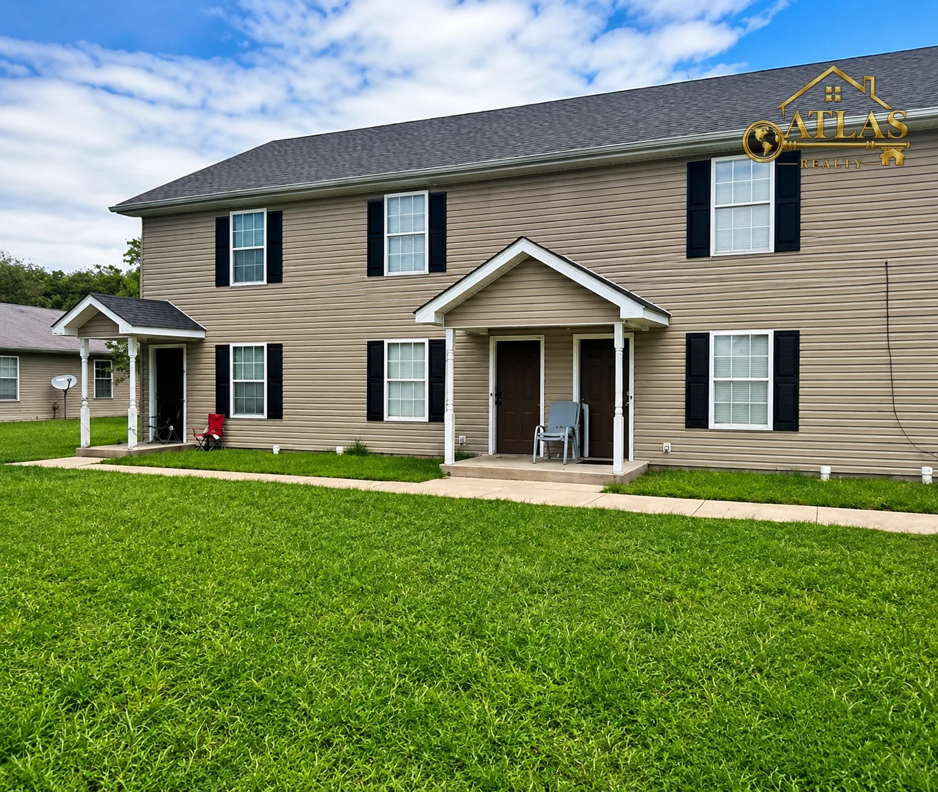 Property photo 1 of 12